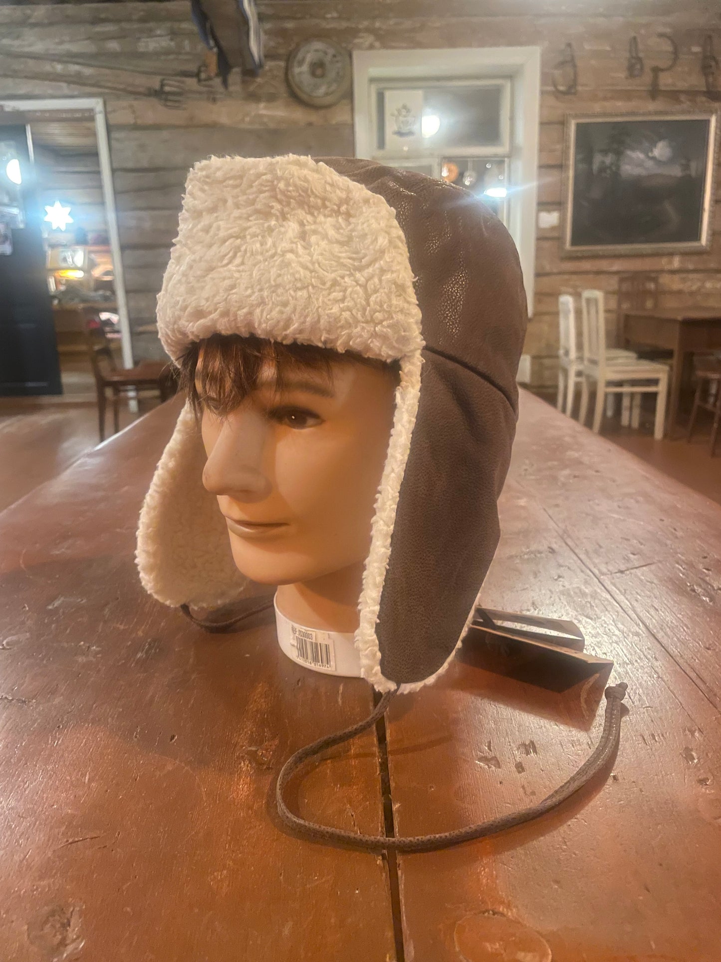 Aviator-lentäjänlakki, nahka